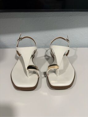 DV Dolce Vita White Sandal with Gold Toe Ring